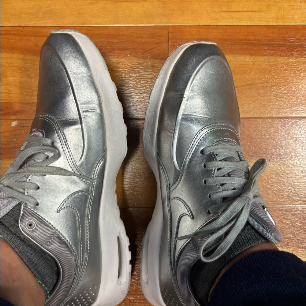 Nike Women’s Silver Sneakers